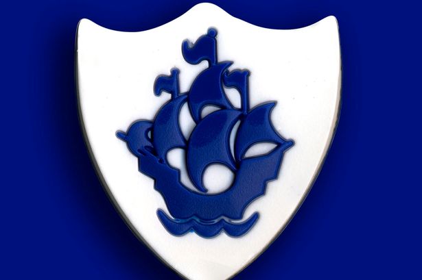 2_Blue-Peter-badge.jpg