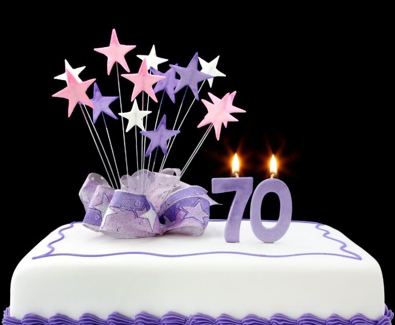 70th-birthday-cakes.jpg