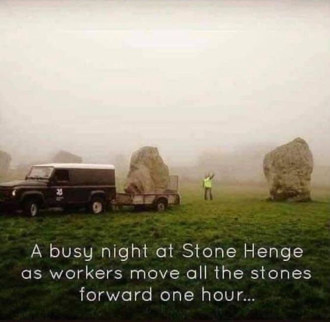 Stonehenge.jpg